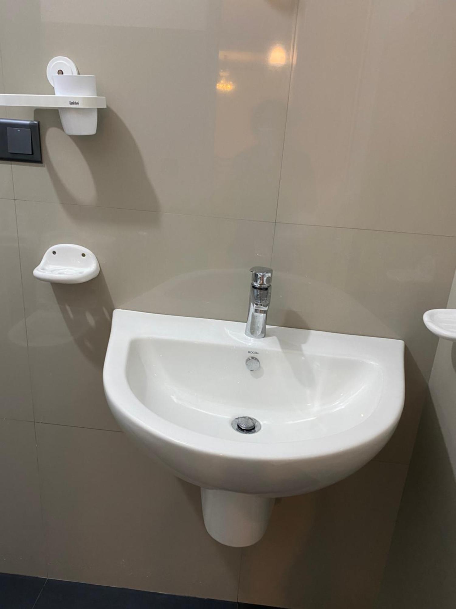 Lemazone Inn Mirissa Bagian luar foto